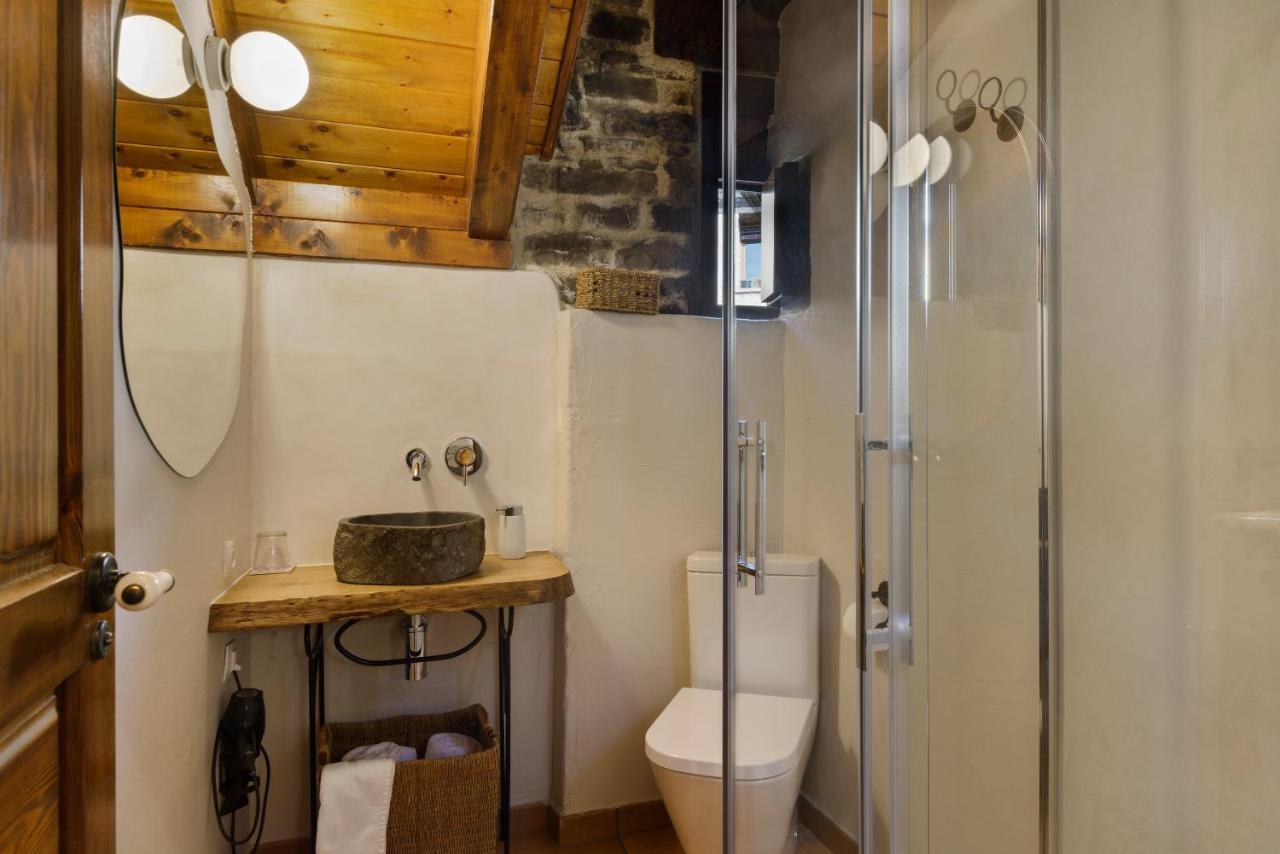 Os Ormos Casa Rural - Apartamentos - Habitaciones Espuéndolas Kültér fotó